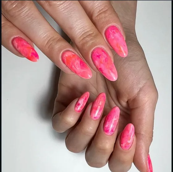Pembe mermer efektli kalıcı oje badem tırnak – Nailnissbar